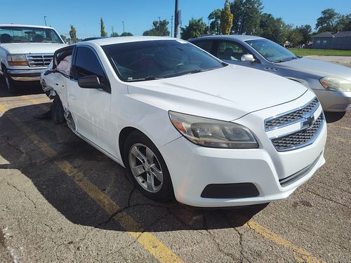 2013 CHEVROLET MALIBU - Thumbnail 2