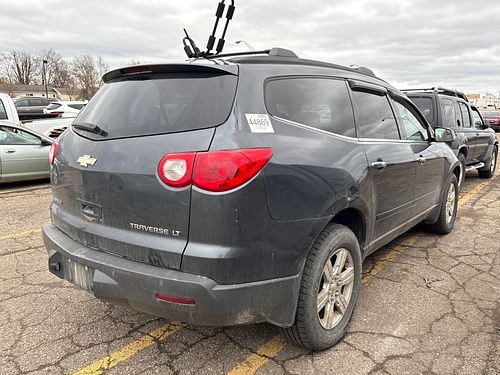 2010 CHEVROLET TRAVERSE - Thumbnail 3