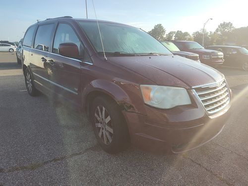 2009 CHRYSLER TOWN COUNTRY - Thumbnail 2