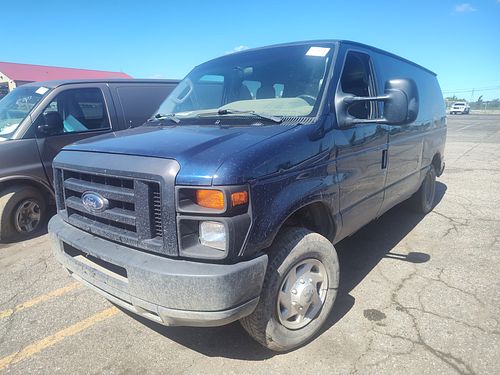 2010 FORD E150 - Thumbnail 1