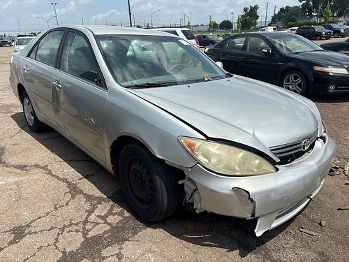 2005 TOYOTA CAMRY - Thumbnail 2