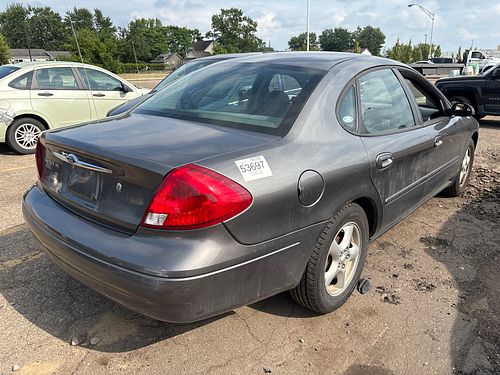2002 FORD TAURUS - Thumbnail 3