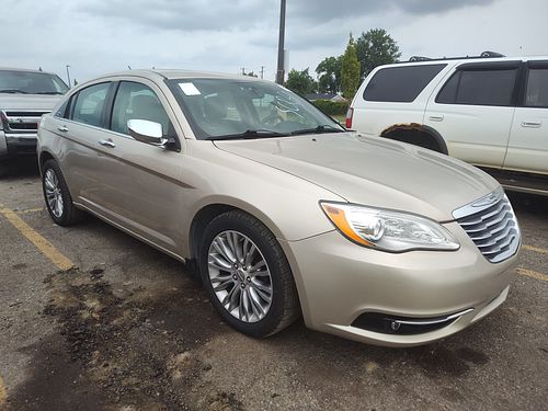 2013 CHRYSLER 200 - Thumbnail 2