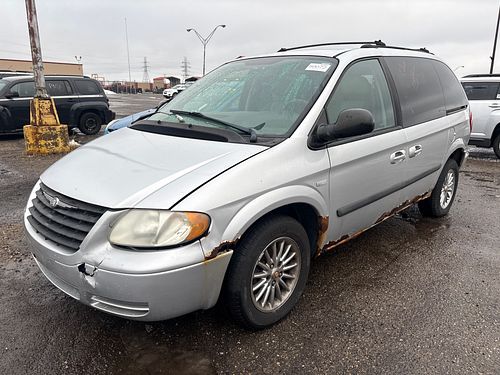 2005 CHRYSLER TOWN COUNTRY - Thumbnail 1