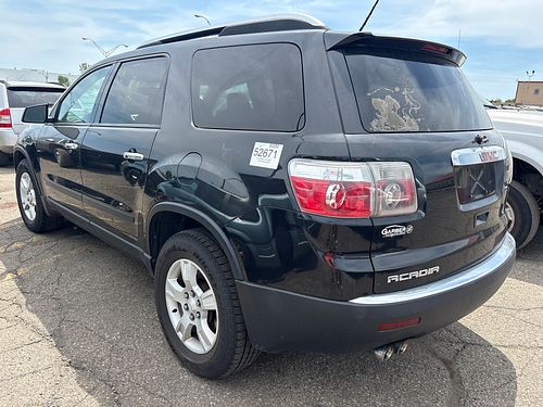 2010 GMC ACADIA - Thumbnail 4