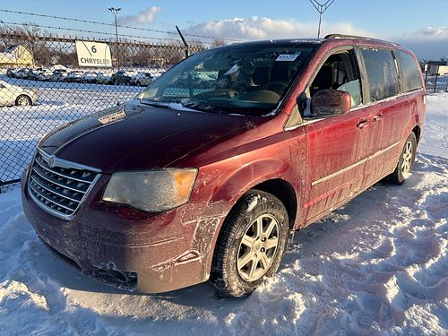 2010 CHRYSLER TOWN COUNTRY - Thumbnail 1