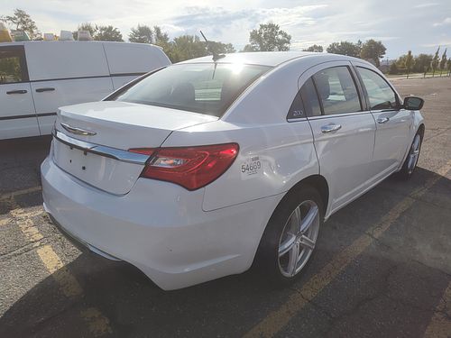 2011 CHRYSLER 200 - Thumbnail 3