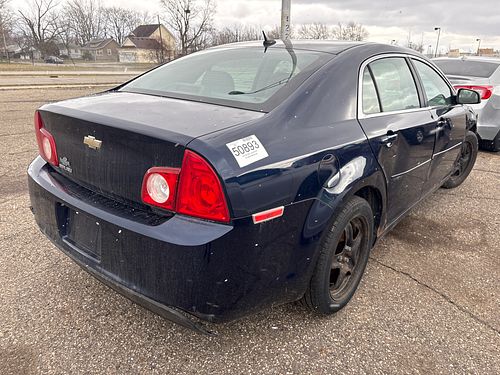 2011 CHEVROLET MALIBU - Thumbnail 3