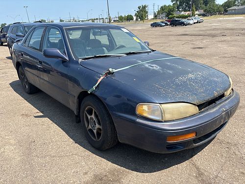 1996 TOYOTA CAMRY - Thumbnail 2