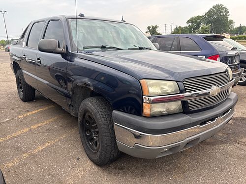 2004 CHEVROLET AVALANCHE 1500 - Thumbnail 2