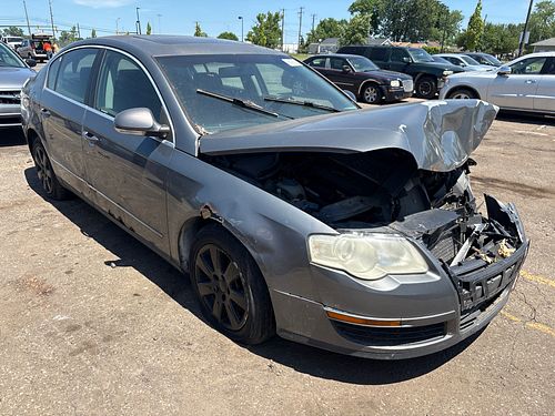 2006 VOLKSWAGEN PASSAT - Thumbnail 2