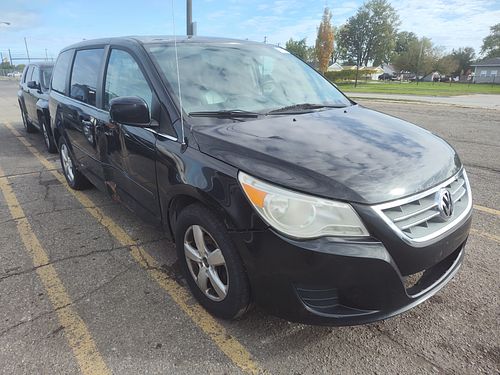 2010 VOLKSWAGEN ROUTAN - Thumbnail 2