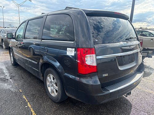 2012 CHRYSLER TOWN COUNTRY - Thumbnail 4