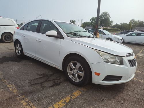 2011 CHEVROLET CRUZE - Thumbnail 2