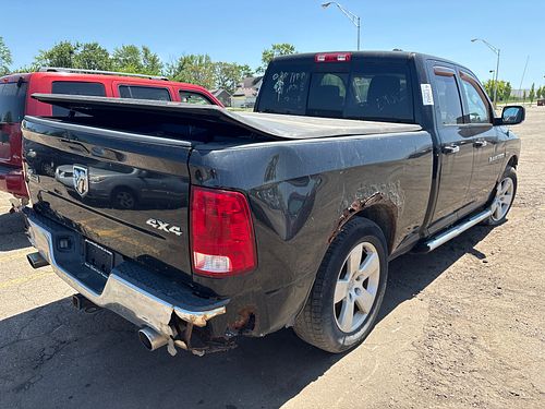 2011 RAM 1500 - Thumbnail 3