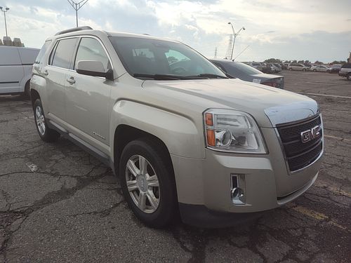 2015 GMC TERRAIN - Thumbnail 2