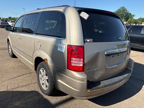 2009 CHRYSLER TOWN COUNTRY - Thumbnail 4
