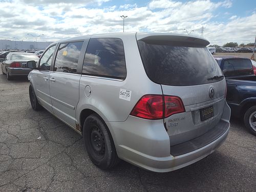 2010 VOLKSWAGEN ROUTAN - Thumbnail 4