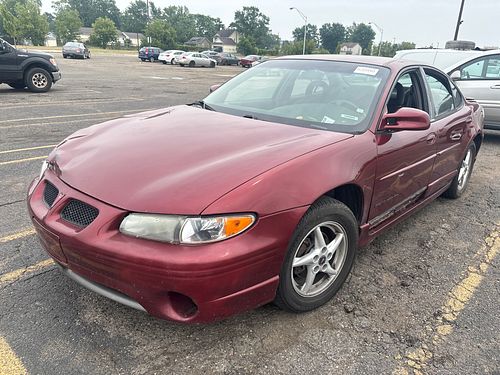 2002 PONTIAC GRAND PRIX - Thumbnail 1