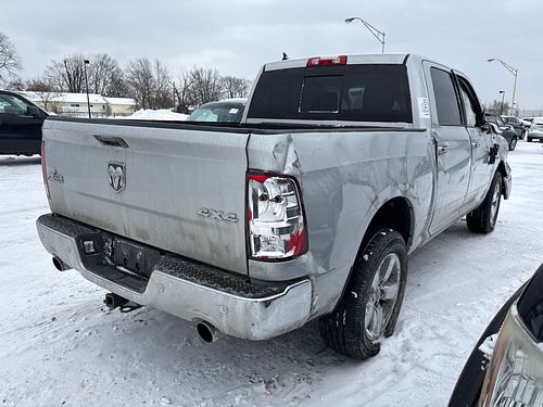 2015 RAM RAM 1500 - Thumbnail 3