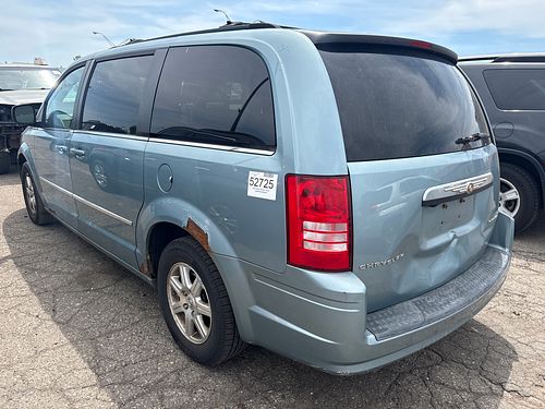 2009 CHRYSLER TOWN COUNTRY - Thumbnail 4