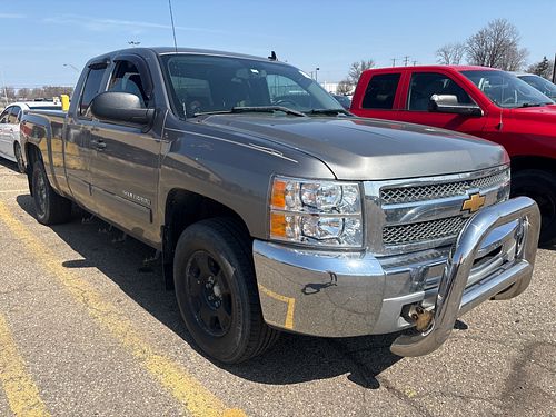2013 CHEVROLET SILVERADO 1500 - Thumbnail 2