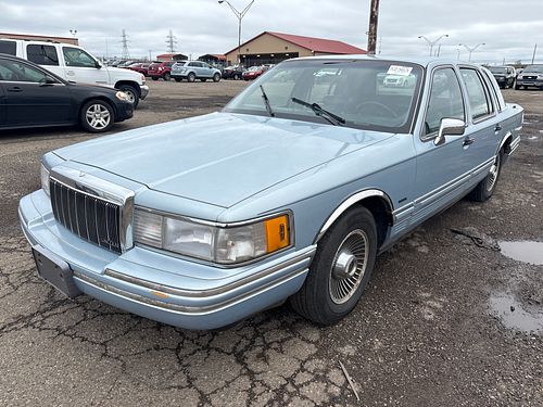 1991 LINCOLN TOWN CAR