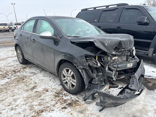 2015 CHEVROLET SONIC - Thumbnail 2