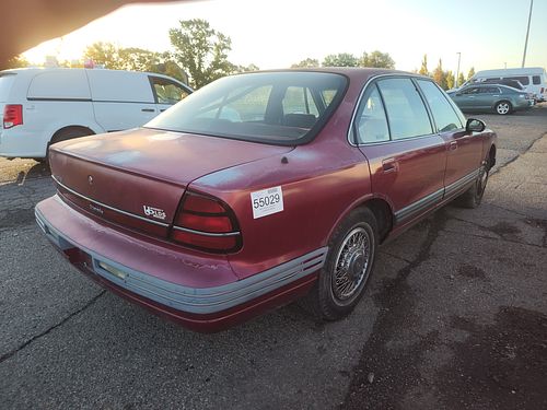 1994 OLDSMOBILE OLDS 88 - Thumbnail 3