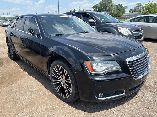 2012 CHRYSLER 300 - Thumbnail 2