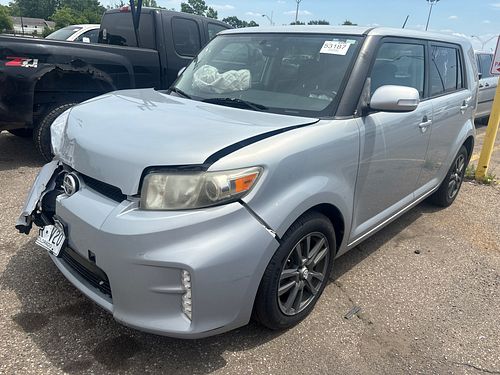 2013 SCION XB - Thumbnail 1
