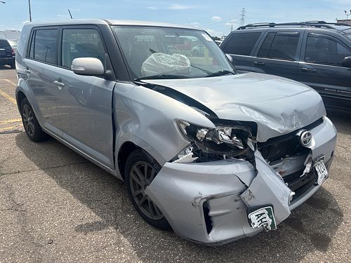 2013 SCION XB - Thumbnail 2