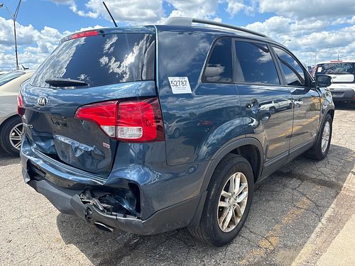2015 KIA SORENTO - Thumbnail 3