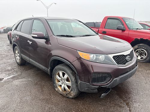 2013 KIA SORENTO - Thumbnail 2