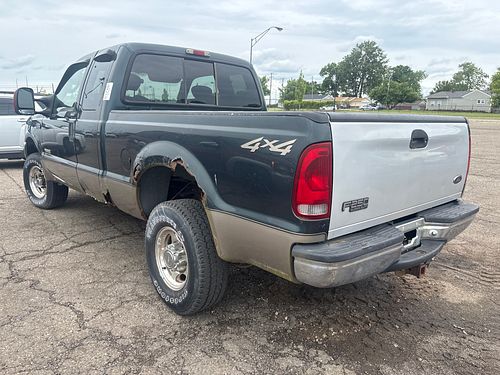 2004 FORD F250SD - Thumbnail 4