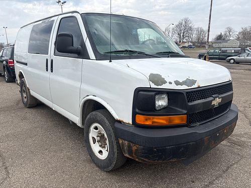 2008 CHEVROLET EXPRESS 2500 - Thumbnail 2
