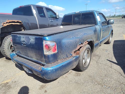 2000 CHEVROLET S10 PICKUP - Thumbnail 3