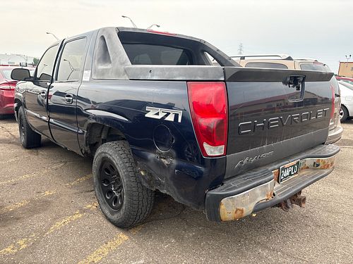 2004 CHEVROLET AVALANCHE 1500 - Thumbnail 4