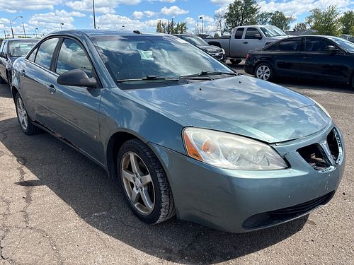 2009 PONTIAC G6 - Thumbnail 2