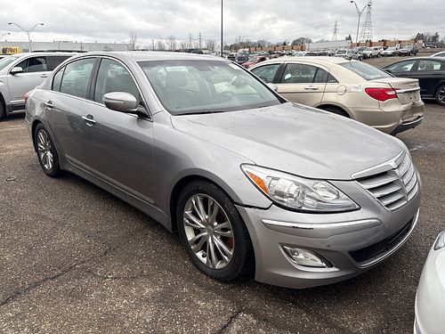 2012 HYUNDAI GENESIS - Thumbnail 2