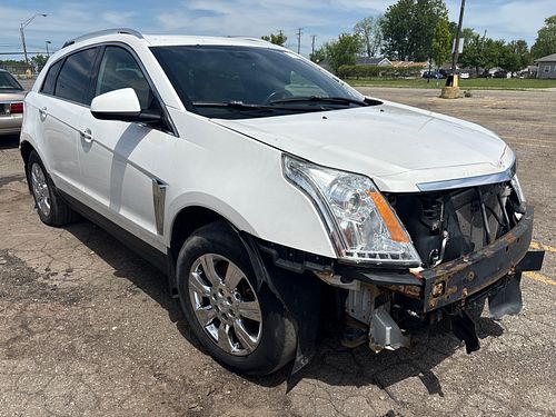 2015 CADILLAC SRX - Thumbnail 2
