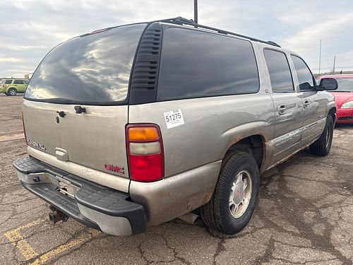 2001 GMC YUKON XL 1500 - Thumbnail 3