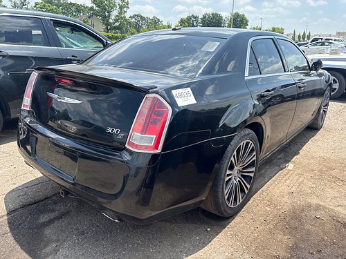 2012 CHRYSLER 300 - Thumbnail 3