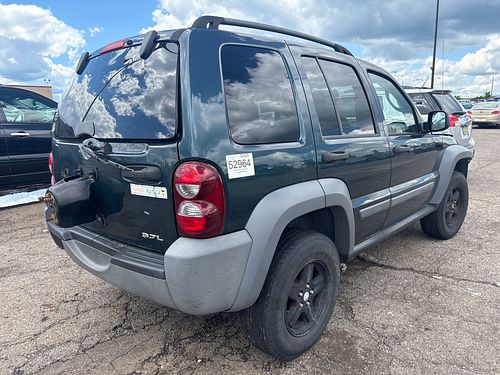 2005 JEEP LIBERTY - Thumbnail 3