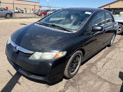 2010 HONDA CIVIC - Thumbnail 1