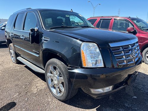 2010 CADILLAC ESCALADE - Thumbnail 2