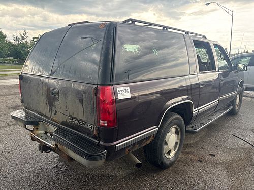 1997 CHEVROLET SUBURBAN 1500 - Thumbnail 3