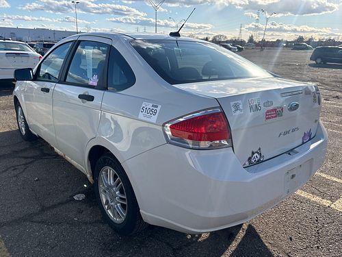 2010 FORD FOCUS - Thumbnail 4