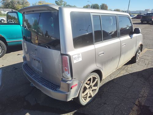 2005 SCION XB - Thumbnail 3