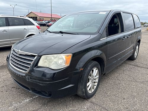 2013 DODGE CARAVAN - Thumbnail 1